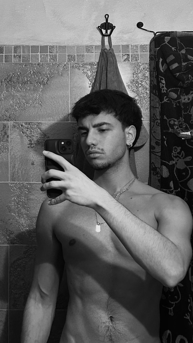 pecoland tweet media