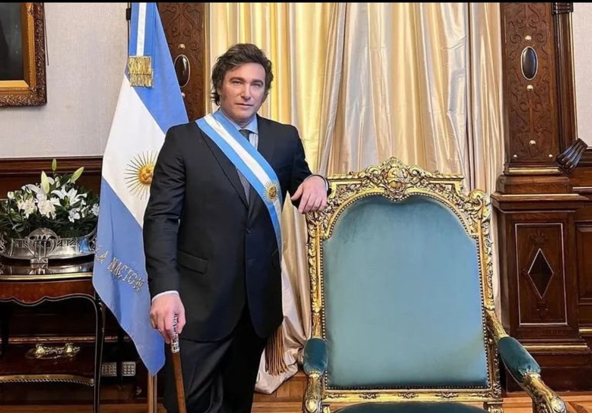 - INFLACIÓN
🔵K - 25% mensual
🟣Milei - 2%

- POBREZA
🔵K - 57%
🟣Milei - 38%

- INDIGENCIA
🔵K - 18%
🟣Milei - 8%

¿QUE VAN A DECIR AHORA KUKAS?

#MileiBajoLaPobreza