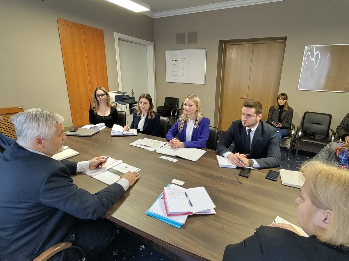 My visit to countries aspiring for 🇪🇺 membership brings me to Moldova 🇲🇩
Day packed with meeting Government &amp; Parliament representatives, diving into how 🇪🇺 climate law can help strengthen energy security and resilience of a country bracing for massive impacts of climate change!