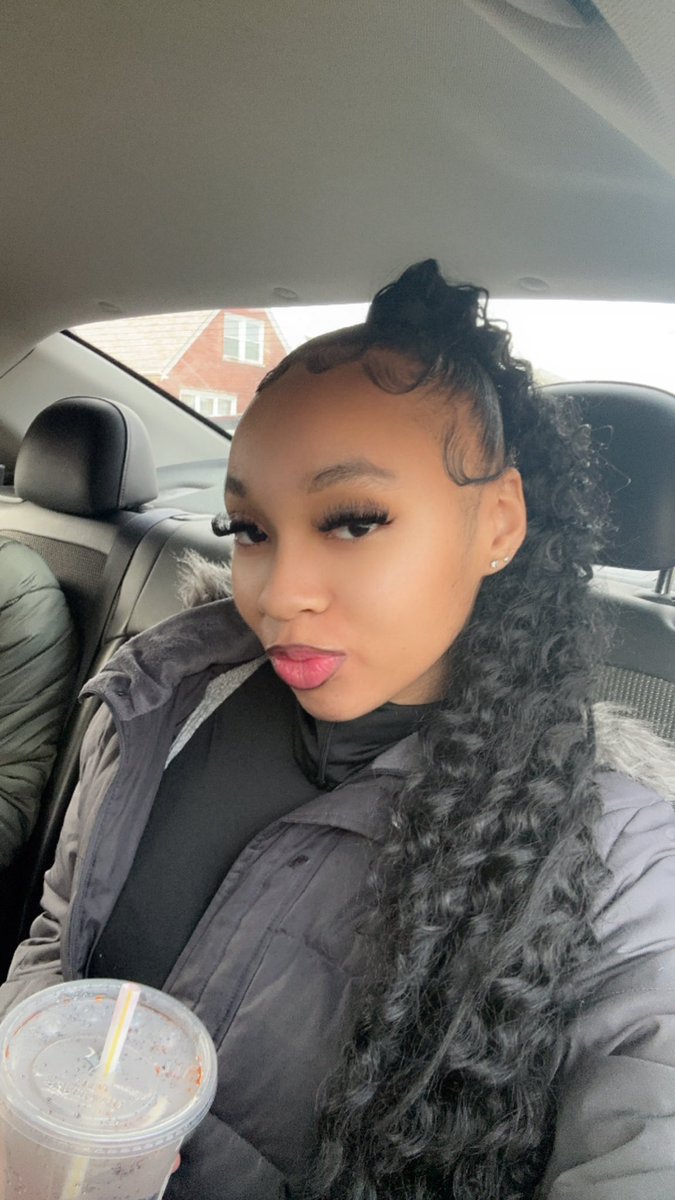 Biglaylay___'s tweet photo. In the Windy City 💨❤️ https://t.co/a1w9dCNCT6