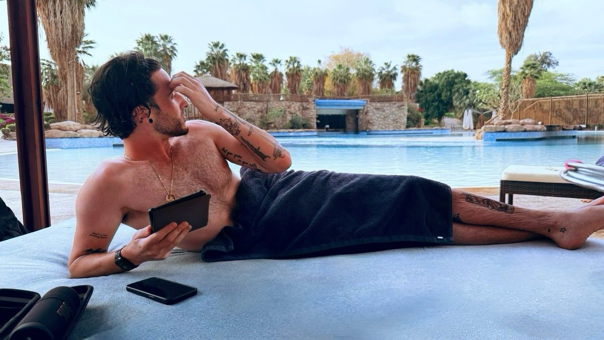 lxxnce's tweet image. Last few weeks left in Saudi Arabia. #FilmLife