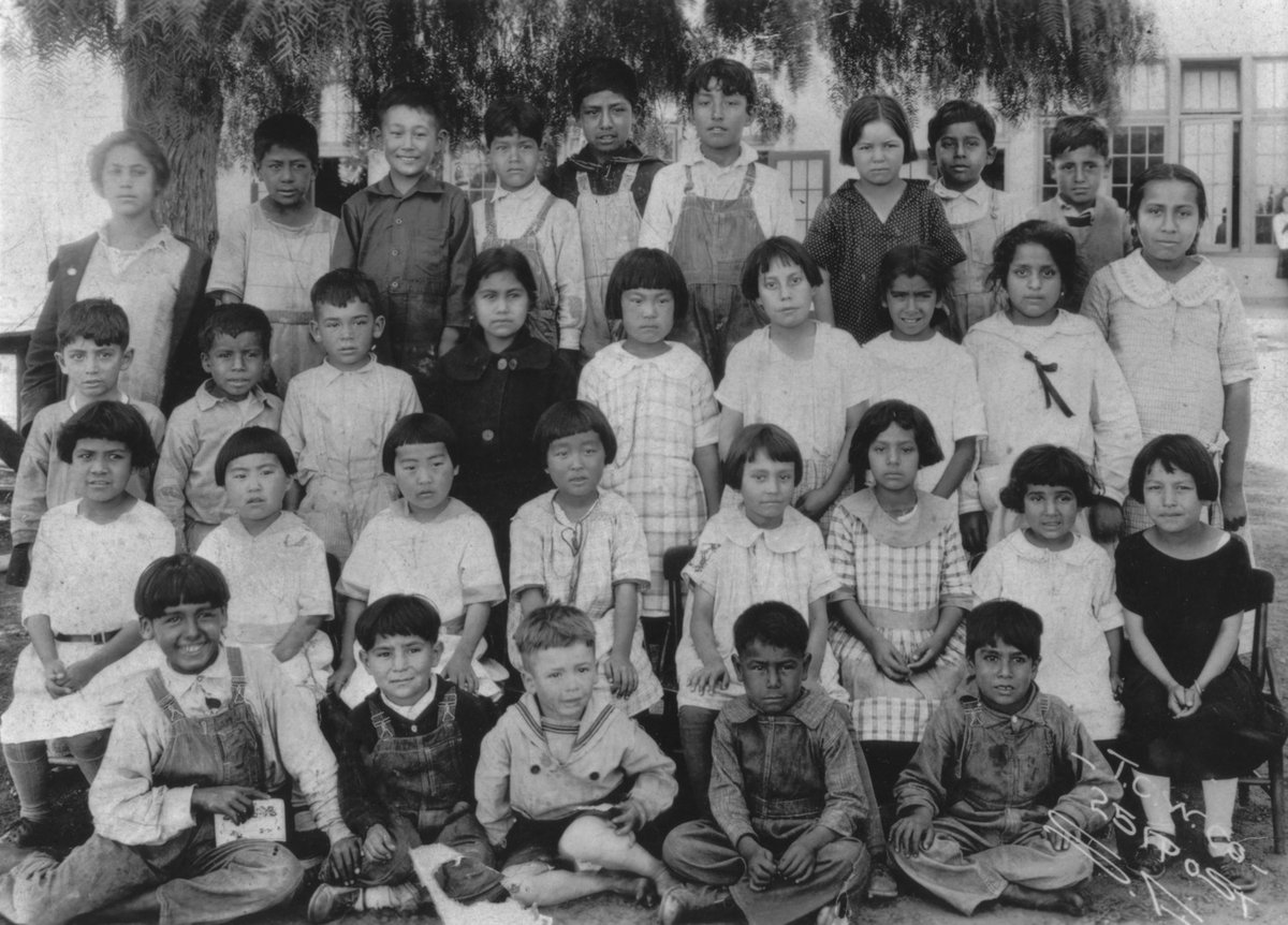 📚 A powerful moment in civil rights history—Superior Court Judge Claude Chambers ruled that the Lemon Grove School Board couldn’t create a separate school for Mexican American children. One of the first legal wins against school segregation. bit.ly/SDHCLemonGrove