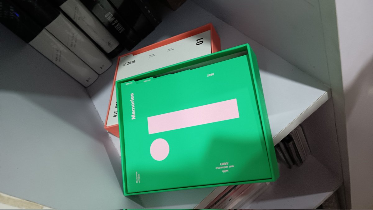 Wts lfb bts ph
On hand

BTS Memories of 2019 and 2020 Bluray (outbox and discs only)
❌️ sensitive

700 (for both) + LSF

Prio PAYO
DOP 200 dp rem bal April 20

MOD: J&amp;T or SDD (within MM)
Weekend shipping once paid

Comment mine or DM