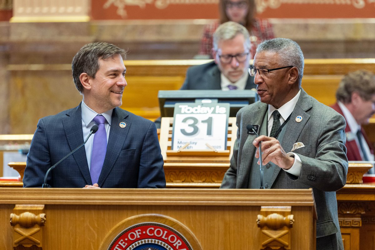 TonyExum's tweet image. PASSED!  Today, the Senate voted 23 to 11 to pass my bill with Sen. @JeffBridges to help increase the availability of affordable housing by streamlining the approval process for modular housing units! #COLeg #COPolitics

The bill goes now to the House for further debate.