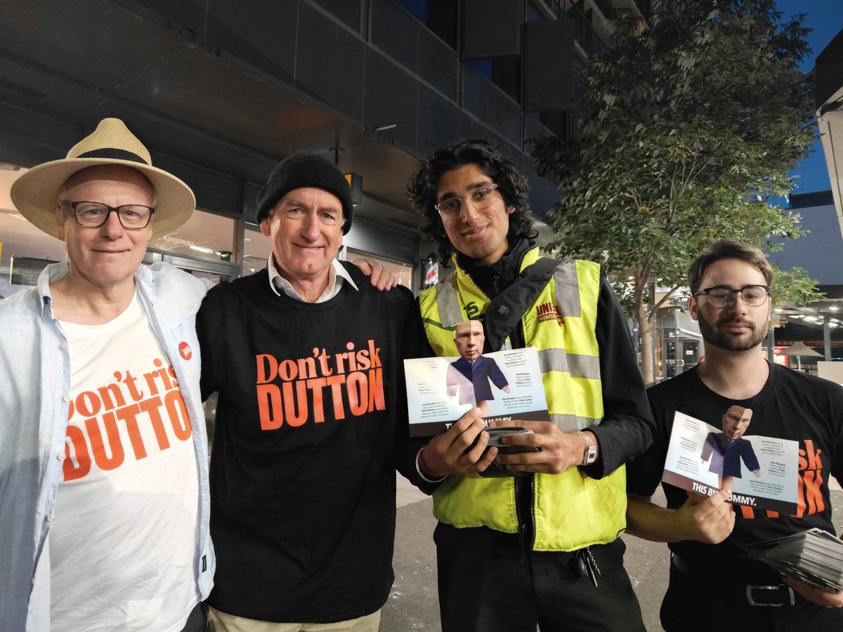 ClaireLBoland's tweet photo. Photos rolling in from all over Victoria of @VicUnions activists handing out April Fools pop-up cards to remind voters that Dutton stands with billionaires — not ordinary workers. 

#DontRiskDutton #auspol https://t.co/STz8ftSPIt