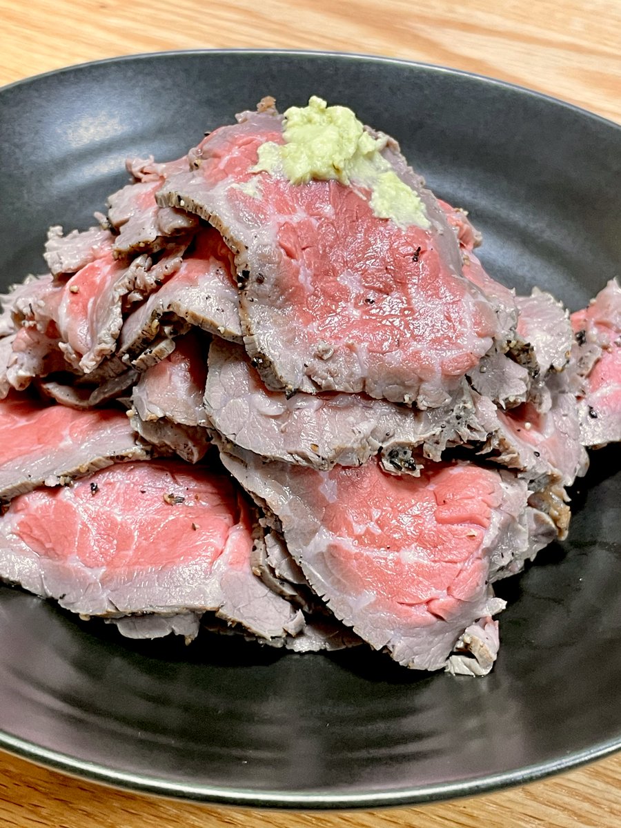 あなたの涙を呑んで あなたの吐息を吸って
あなたの言葉を噛んでいたい
Look at the sea Look at the flower
Look at the bird 醒めないでいてね 