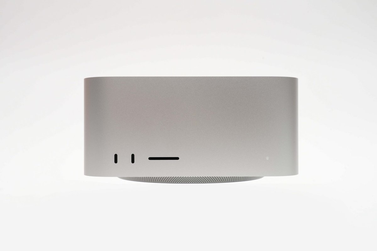 pc_watch's tweet image. 【Hothotレビュー】最強ミニPC「Mac Studio」。メモリ512GBのバケモノスペックで使う pc.watch.impress.co.jp/docs/column/ho… #MacStudio