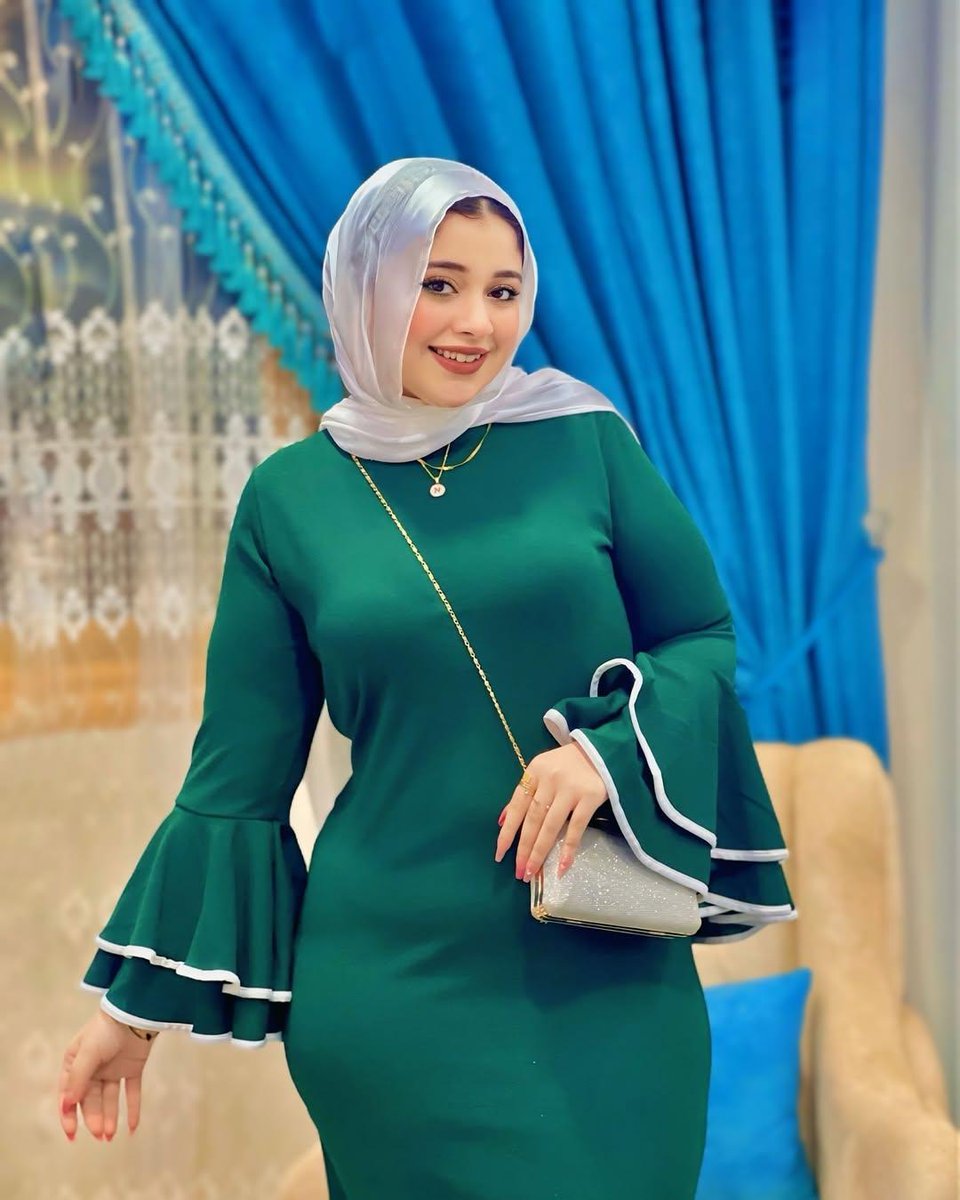هابى عيد يامسلمات مين شربت الشاى بلبن ومين لسه