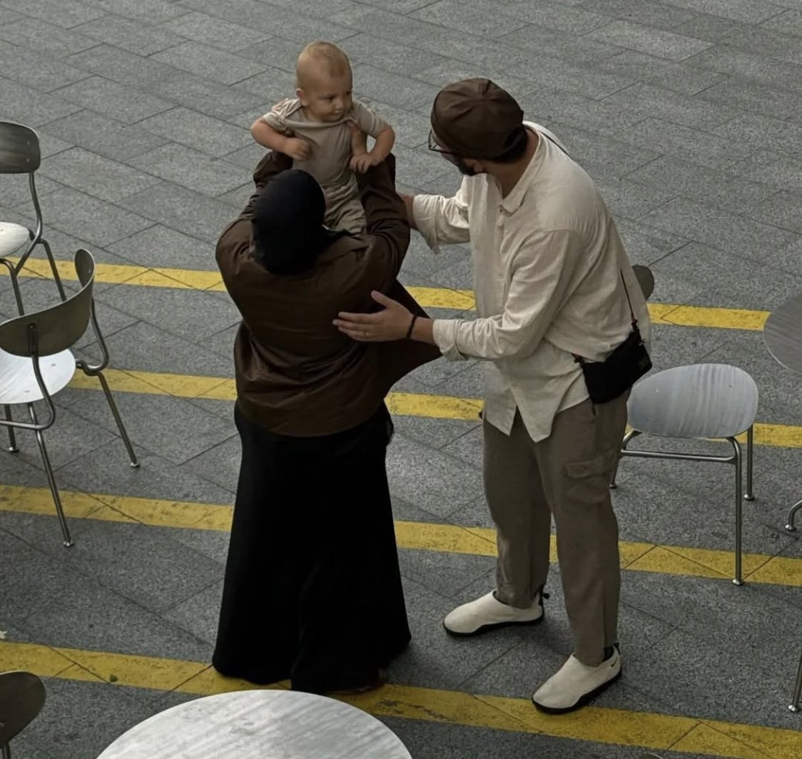 Hala o fotoğrafı düşünüyorum