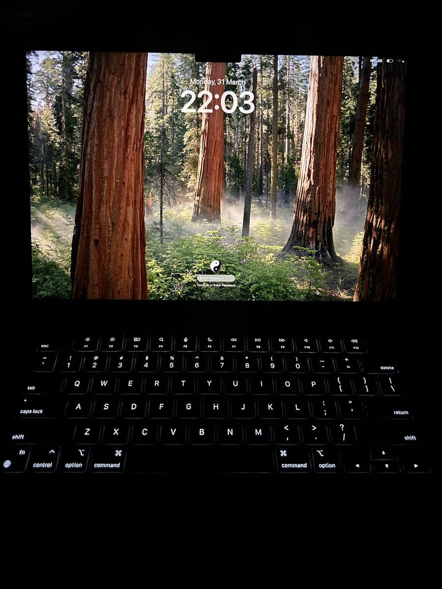 Mertenszn's tweet image. Whatever happened in March should happen again.

April be nice