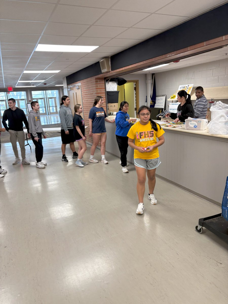 Day 1 of the FHS After School Fuel Program was a success!  60 Tiger athletes took advantage of the free healthy fuel!  Hoping for more and more each day!  A huge thank you goes out to Julie Schleister of Care Corps LifeHouse and the FACF for helping to make this happen!
