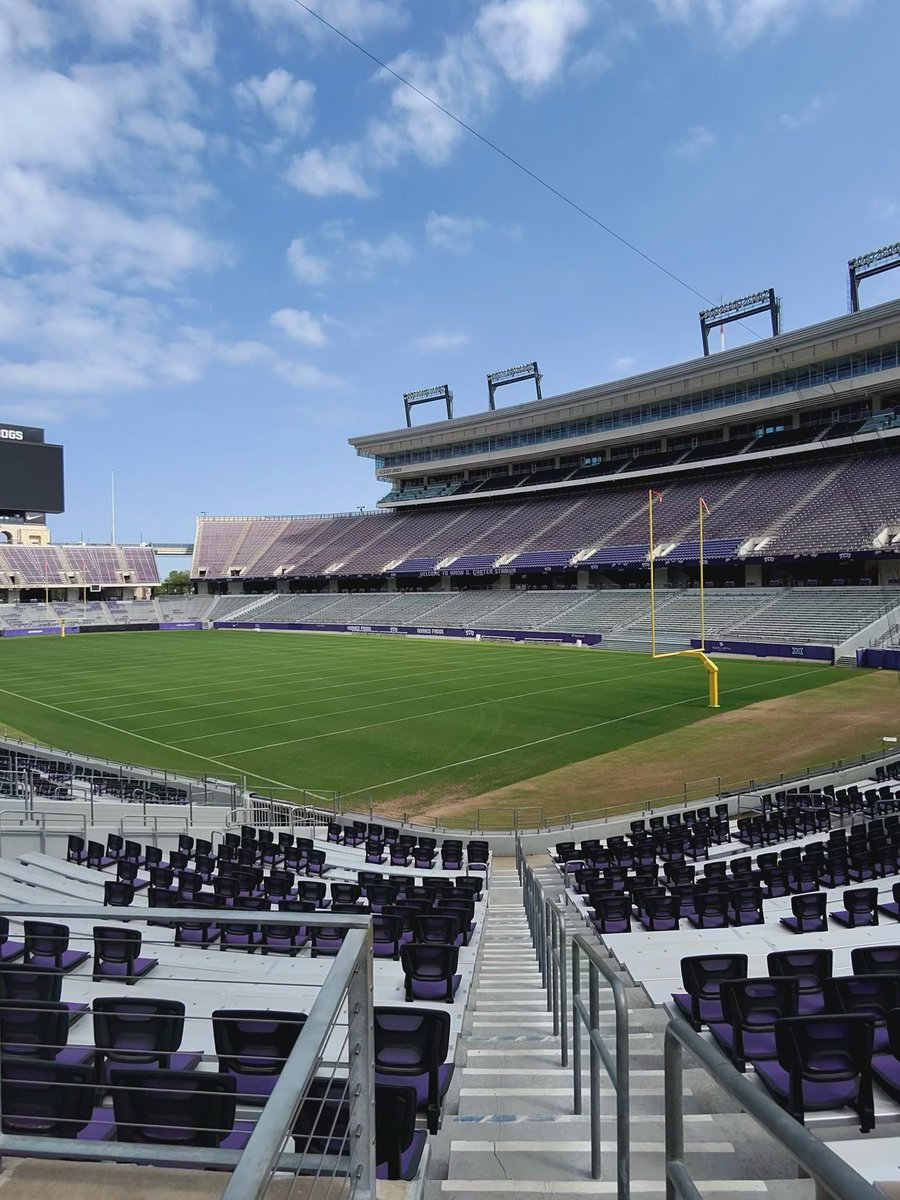ConnorSour's tweet image. I had an amazing time at @TCUFootball today. The facilities were amazing! Huge thanks to @MTommerdahl for the invite and @bobwager31 for the personal tour. Can’t wait to be back on campus in the future.
@CoachVanZile @gilman_football
#BTG