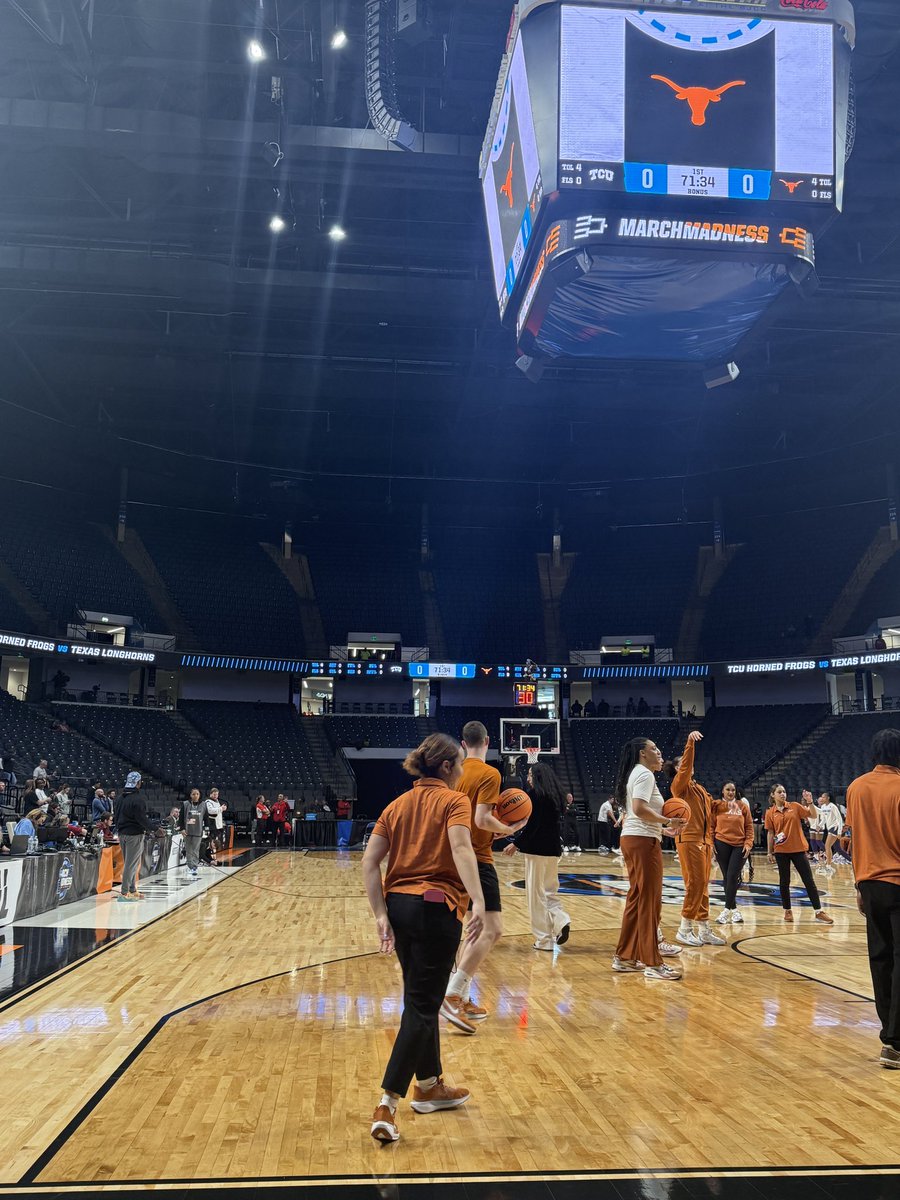 BreeAldridge's tweet image. It’s game day here in Birmingham. #Elite8 

Texas vs. TCU 👀 @CBSSportsTexas @CBSNewsTexas