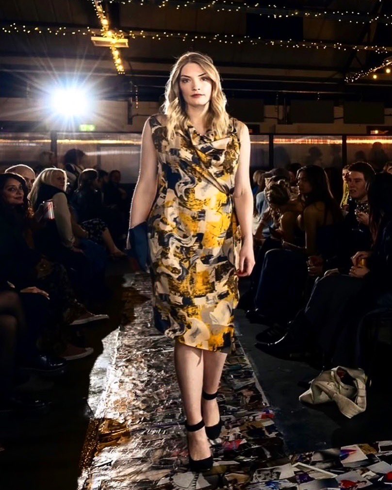 ZARAMIAAVA's tweet image. 31 | PRODUCT STORY | @marchmeetthemaker

We love to design clothing we feel good in, that’s versatile, suits all shapes &amp;amp; sizes and makes you feel empowered. 
#MarchMeetTheMaker #MeetTheMaker #MMTM25 #CreativeBusiness #HandmadeUK #SmallBizOwner #MadeWithLove #SupportSmallBusiness