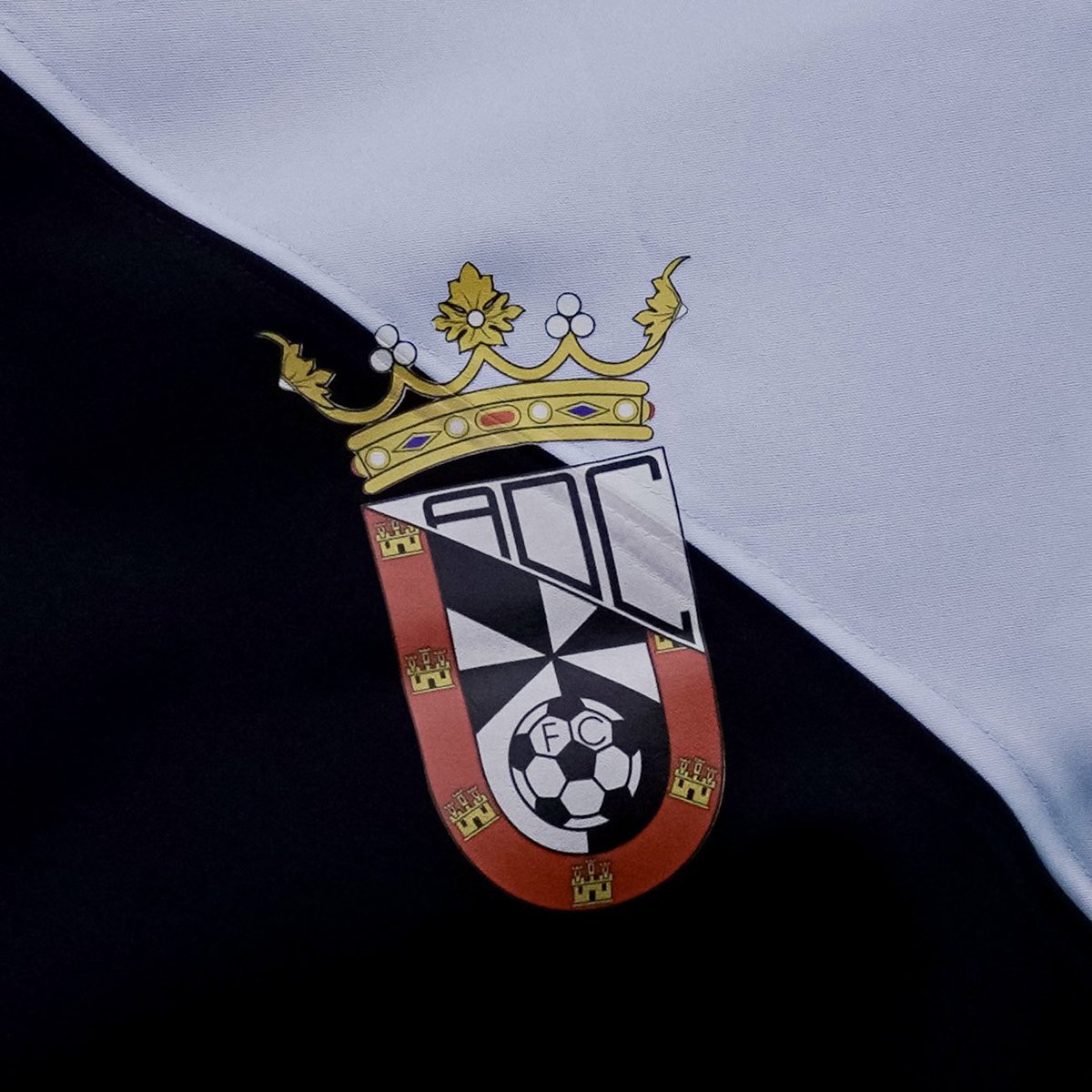 Temporada 20/21: Empieza un nuevo año en la <a href="/ADCeuta_FC/">AD CEUTA FC</a> en Tercera División. Categoría en la que lleva desde la 12/13.

Temporada 24/25: A falta de 8 partidos, se encuentra en puesto de ascenso directo al fútbol profesional. 

Guau.
