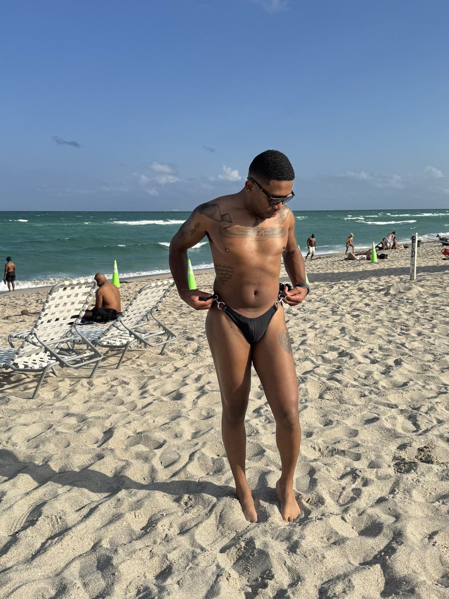 Yo_Tyty's tweet photo. Just catching some rays  ☀️ https://t.co/PUXbORe7B9