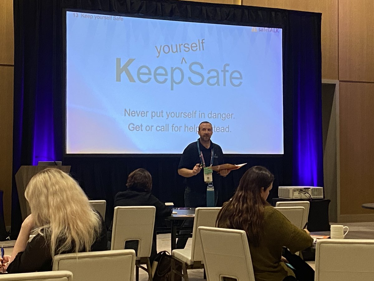 LivingWorksAus's tweet image. #AAS25 kicked off with a powerful #LivingWorks safeTALK workshop! 🙌 Led by Alan Mednick & Grant Merrell, the engaged participants started the conference with impactful learning. Stay tuned for more updates from #AAS25!