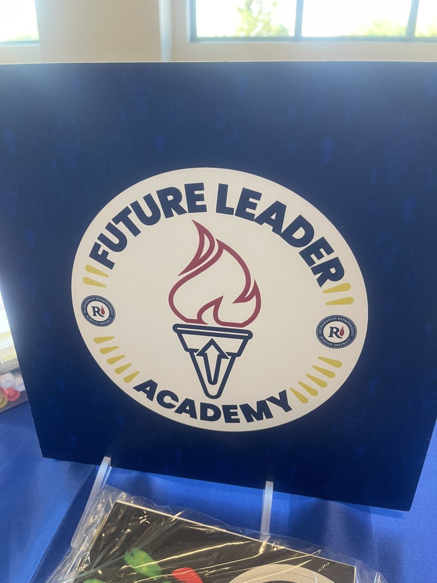 Future Leader Academy! Thinking through our value added strengths. Strength-based partnerships are essential for collaboration and maximizing potential! #risdleadandint #risdbetheone