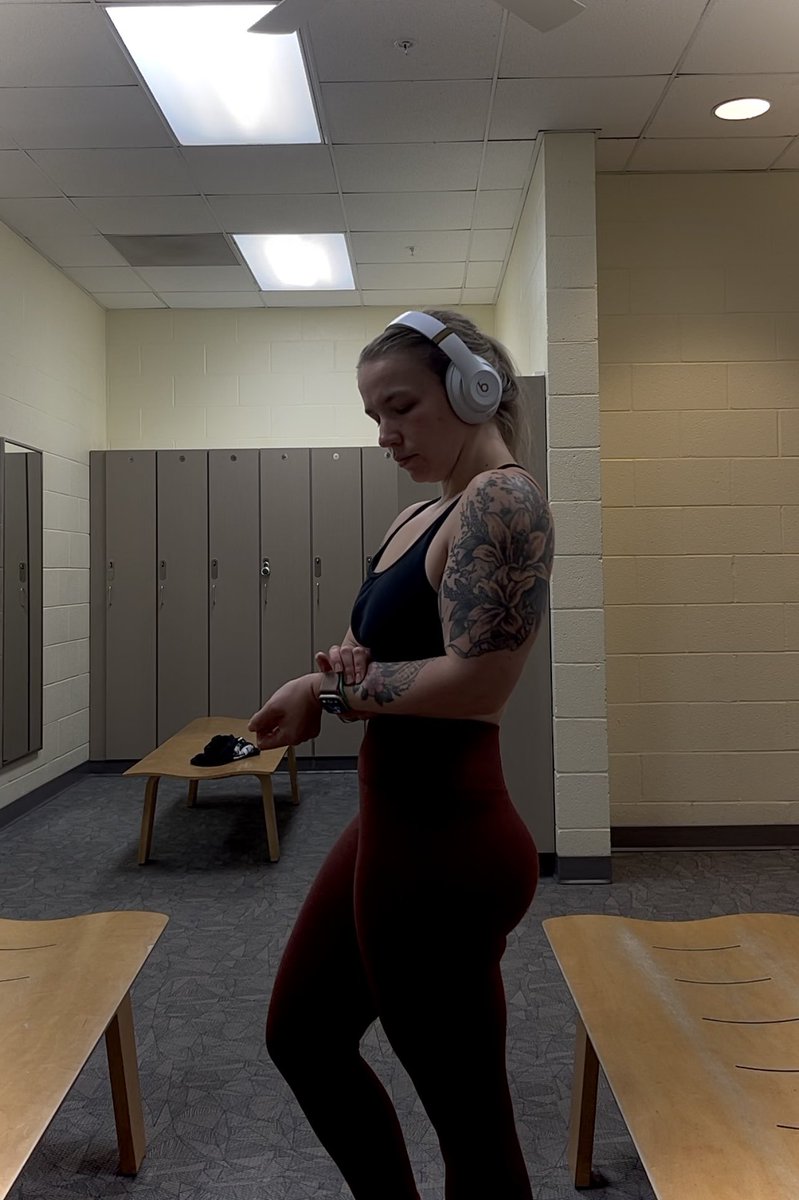 awkkwarddd's tweet image. Just anotha gym post, sue me 🤸