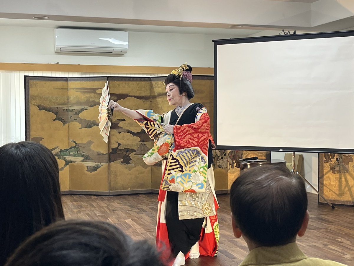 i_ube's tweet photo. 近況を報告します。
文化とスポーツ関係です！
◦玄游書展で池田知穂先生と
◦花柳智絹師範による舞の披露
◦浦上満さんによる春画の歴史や魅力のギャラリートーク
◦恩田スポーツパークのオープン
新たに3X3やスケートボード、屋根付き多目的グラウンドが利用が可能に https://t.co/fb5YGK0FC9