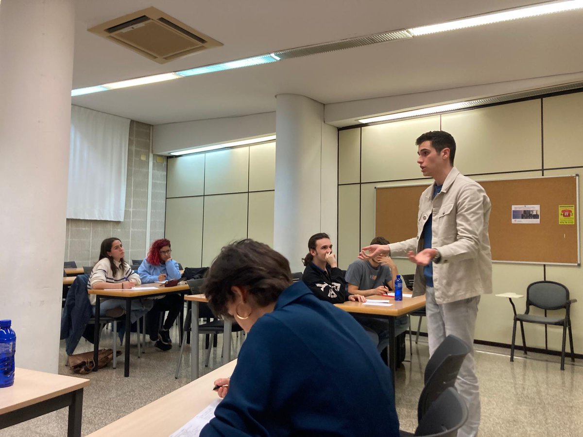 Asociación Debate Universidad de Zaragoza tweet media