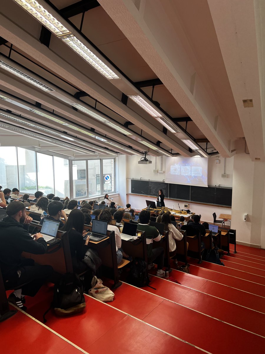 Yesterday I spoke about Bitcoin at the University of Bologna, in Italy: the oldest university in the world, and also one of the most visionary. It was the economics department. At first, it felt surreal… but where else, if not there?

Honored and grateful. 🩷