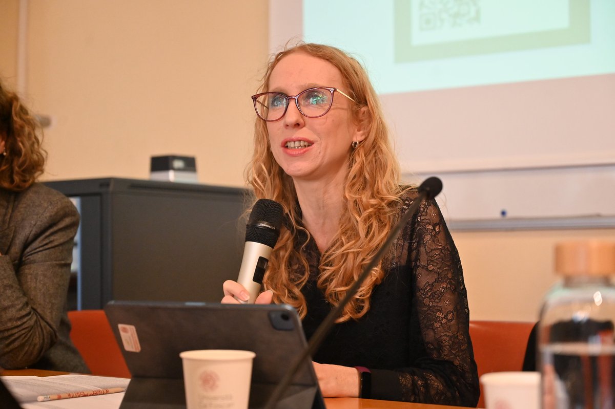 Ca' Foscari Economia (@dipecounive) on Twitter photo We are proud to announce that prof. Sara De Vidoย has been appointed as a ๐ฆ๐ฒ๐ป๐ถ๐ผ๐ฟ ๐๐
๐ฝ๐ฒ๐ฟ๐ ๐ผ๐ป ๐ฉ๐ถ๐ผ๐น๐ฒ๐ป๐ฐ๐ฒ ๐๐ด๐ฎ๐ถ๐ป๐๐ ๐ช๐ผ๐บ๐ฒ๐ป in the ๐๐๐ฟ๐ผ๐ฝ๐ฒ๐ฎ๐ป ๐๐พ๐๐ฎ๐น๐ถ๐๐ ๐๐ฎ๐ ๐ก๐ฒ๐๐๐ผ๐ฟ๐ธ by the <a href="/EU_Commission/">European Commission</a>
Congratulations <a href="/saradevido/">sarettadv</a>!
#DipEco We are proud to announce that prof. Sara De Vidoย has been appointed as a ๐ฆ๐ฒ๐ป๐ถ๐ผ๐ฟ ๐๐
๐ฝ๐ฒ๐ฟ๐ ๐ผ๐ป ๐ฉ๐ถ๐ผ๐น๐ฒ๐ป๐ฐ๐ฒ ๐๐ด๐ฎ๐ถ๐ป๐๐ ๐ช๐ผ๐บ๐ฒ๐ป in the ๐๐๐ฟ๐ผ๐ฝ๐ฒ๐ฎ๐ป ๐๐พ๐๐ฎ๐น๐ถ๐๐ ๐๐ฎ๐ ๐ก๐ฒ๐๐๐ผ๐ฟ๐ธ by the <a href="/EU_Commission/">European Commission</a>
Congratulations <a href="/saradevido/">sarettadv</a>!
#DipEco