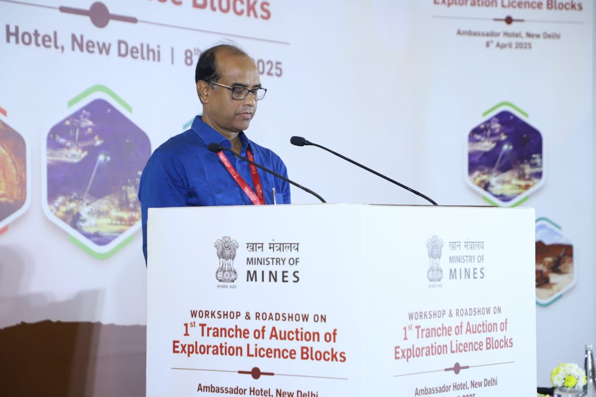 Dr. SR Basir, Deputy Director General, GSI, presented a detailed ...