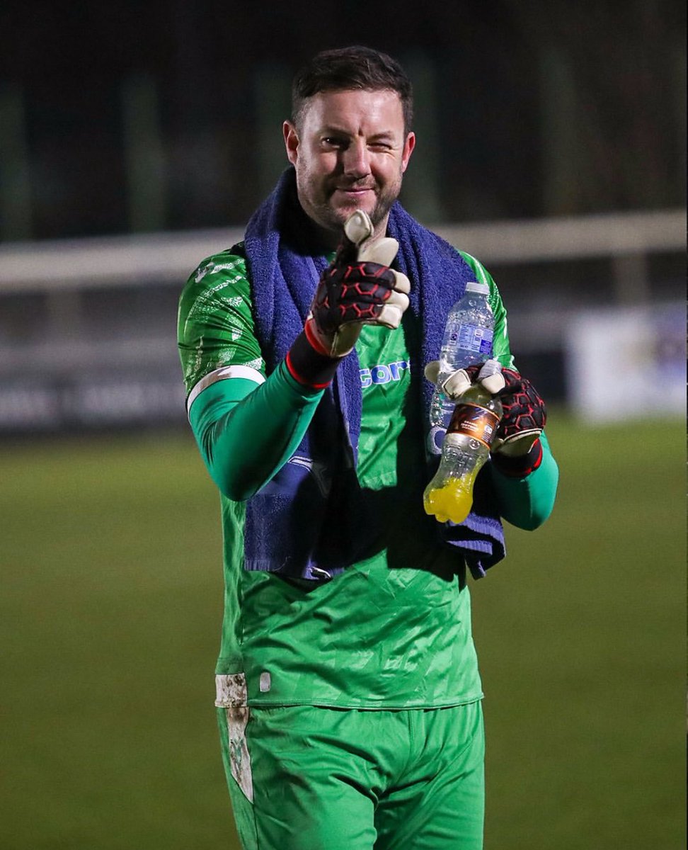 Hanwell Town (Toon) FC (@hanwelltownfc) on Twitter photo Happy Birthday to Club Captain, our number 1, Sam Beasant ❤️⚫️⚪️
Have a lovely day, <a href="/SamBeasant/">Sam Beasant</a> 🤩 Happy Birthday to Club Captain, our number 1, Sam Beasant ❤️⚫️⚪️
Have a lovely day, <a href="/SamBeasant/">Sam Beasant</a> 🤩