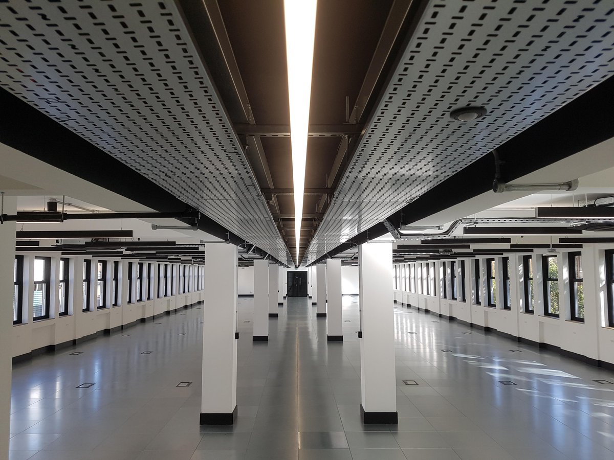 Synergy_Lights's tweet image. Looking for continuous LED linear lighting with zero visible joins?

We’ve got you.

synergycreativ.com/product-catego…

#ContinuousLighting #ArchitecturalLED #LightingDetail