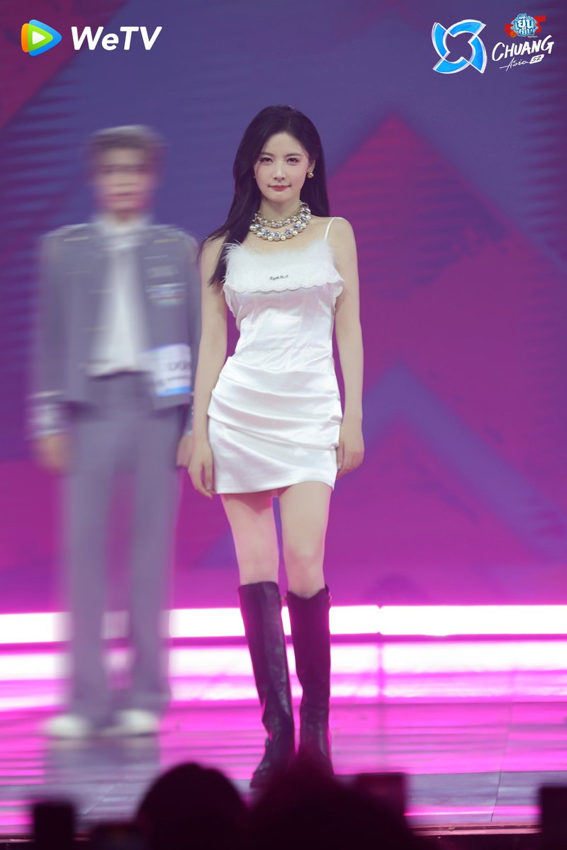 CHUANG Theme Song Medley - Opening Show of CHUANG Asia S2 Grand Debut Night! 🎤🌟

In a heartwarming moment, trainees from this season shared the stage with CHUANG alumni from the past 5 years —
MENG MEIQI, REN HAO, ZHAO YUE, MIKA HASHIZUME, and Gen1es QIAO YI YU. 💫

📺 Watch