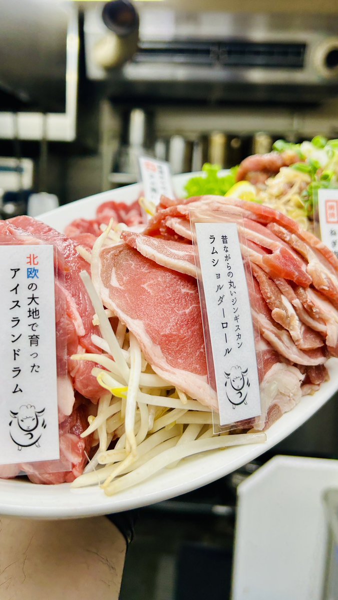 4月に突入してから
すっかりお席が空いております😇

19時台のお時間でも
比較的すんなり入れちゃいますので
この機会に是非ご利用下さい😊

例年の流れでいくと
5月から一気に満席になる可能性が
ございます🙇