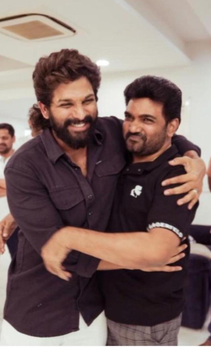 Director Maruthi (@directormaruthi) on Twitter photo Happiest birthday to my dearest friend <a href="/alluarjun/">Allu Arjun</a> aka bunny babu ❤️
The world better watch out, because you're taking TFI beyond borders. No pauses, no detours — just full speed ahead across every ocean! 🌊🔥
#HappyBirthdayAlluArjun Happiest birthday to my dearest friend <a href="/alluarjun/">Allu Arjun</a> aka bunny babu ❤️
The world better watch out, because you're taking TFI beyond borders. No pauses, no detours — just full speed ahead across every ocean! 🌊🔥
#HappyBirthdayAlluArjun