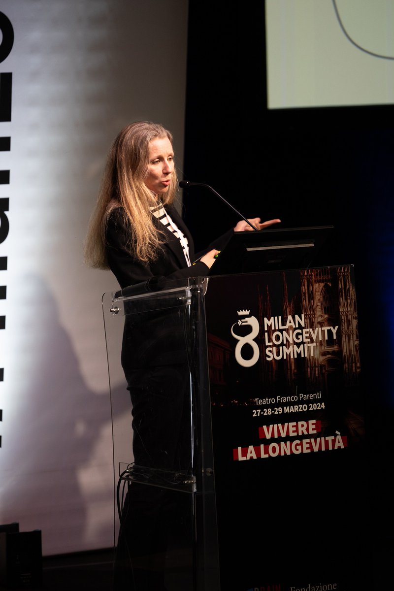 🌟 Find out how personalised nutrition can revolutionise healthy ageing! 🌟 At the milanlongevitysummit.org, our PI <a href="/dr_lidia/">Lidia Daimiel</a>  presented our work on using #MachineLearning to improve molecular markers of #ageing. don't miss it! 💡 #Nutrition #Science #Innovation @ImdeaAlimenta