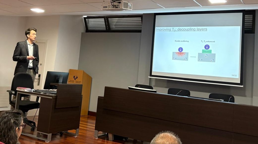 NatxoPas's tweet image. Yesterday Dr. Leonard Edens succesfully defended his PhD thesis entitled "Spin and charge control of single molecules for atomic scale coherence". Congratulations Leo @EdensLeonard !