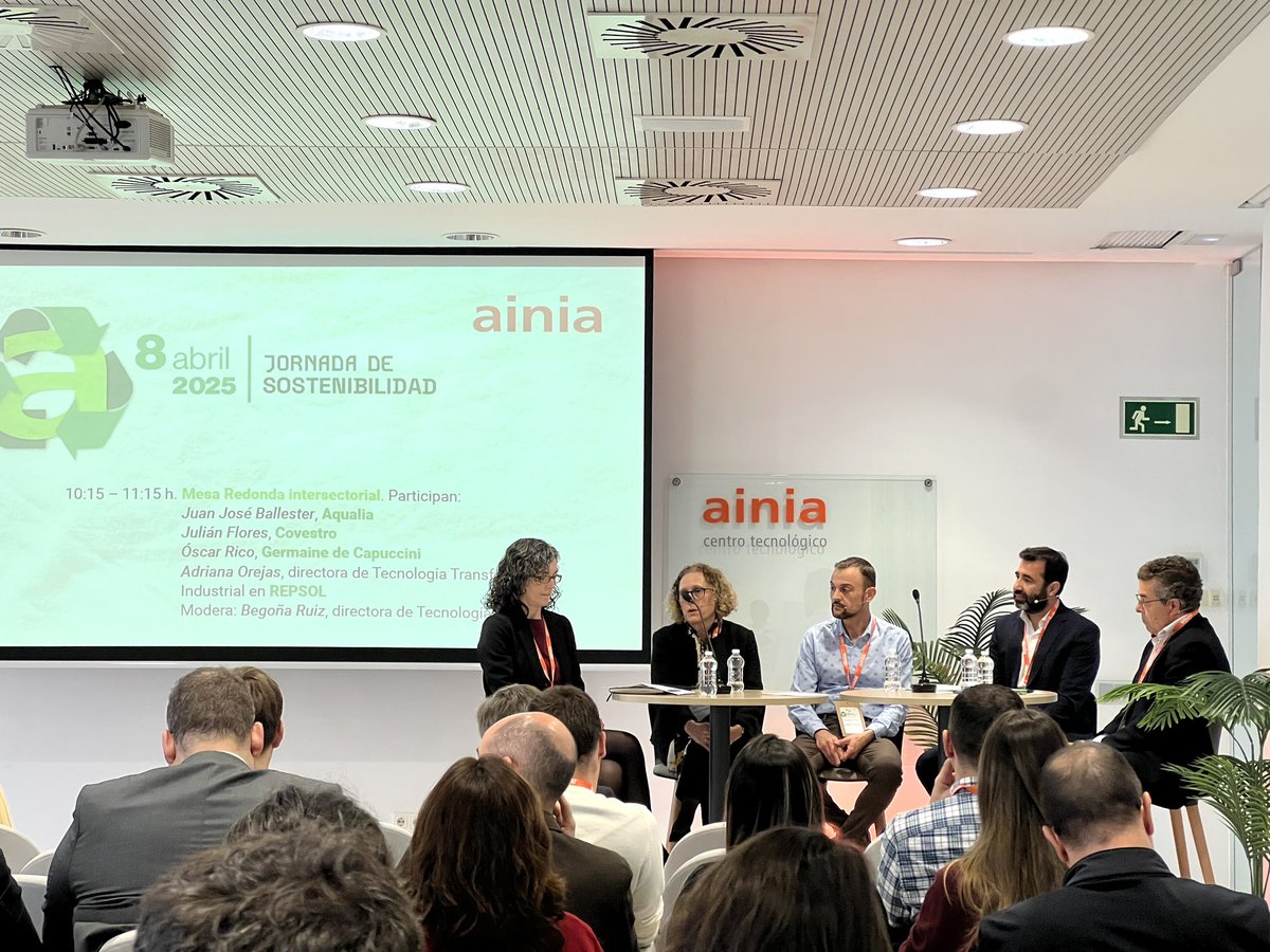 ainia (@ainiatecnologia) on Twitter photo <a href="/cdcampo1/">Cristina Del Campo</a> Comienza la Mesa Redonda Intersectorial
Con voces clave de la industria:
💧 Juan José Ballester (<a href="/aqualia/">aqualia</a>)
⚗️ Julián Flores (<a href="/covestro/">Covestro</a>)
💄 Óscar Rico (<a href="/Germaine_Esp/">Germaine deCapuccini</a>)
⚙️ Adriana Orejas (<a href="/Repsol/">repsol</a>)
Modera: Begoña Ruiz (AINIA) <a href="/cdcampo1/">Cristina Del Campo</a> Comienza la Mesa Redonda Intersectorial
Con voces clave de la industria:
💧 Juan José Ballester (<a href="/aqualia/">aqualia</a>)
⚗️ Julián Flores (<a href="/covestro/">Covestro</a>)
💄 Óscar Rico (<a href="/Germaine_Esp/">Germaine deCapuccini</a>)
⚙️ Adriana Orejas (<a href="/Repsol/">repsol</a>)
Modera: Begoña Ruiz (AINIA)
