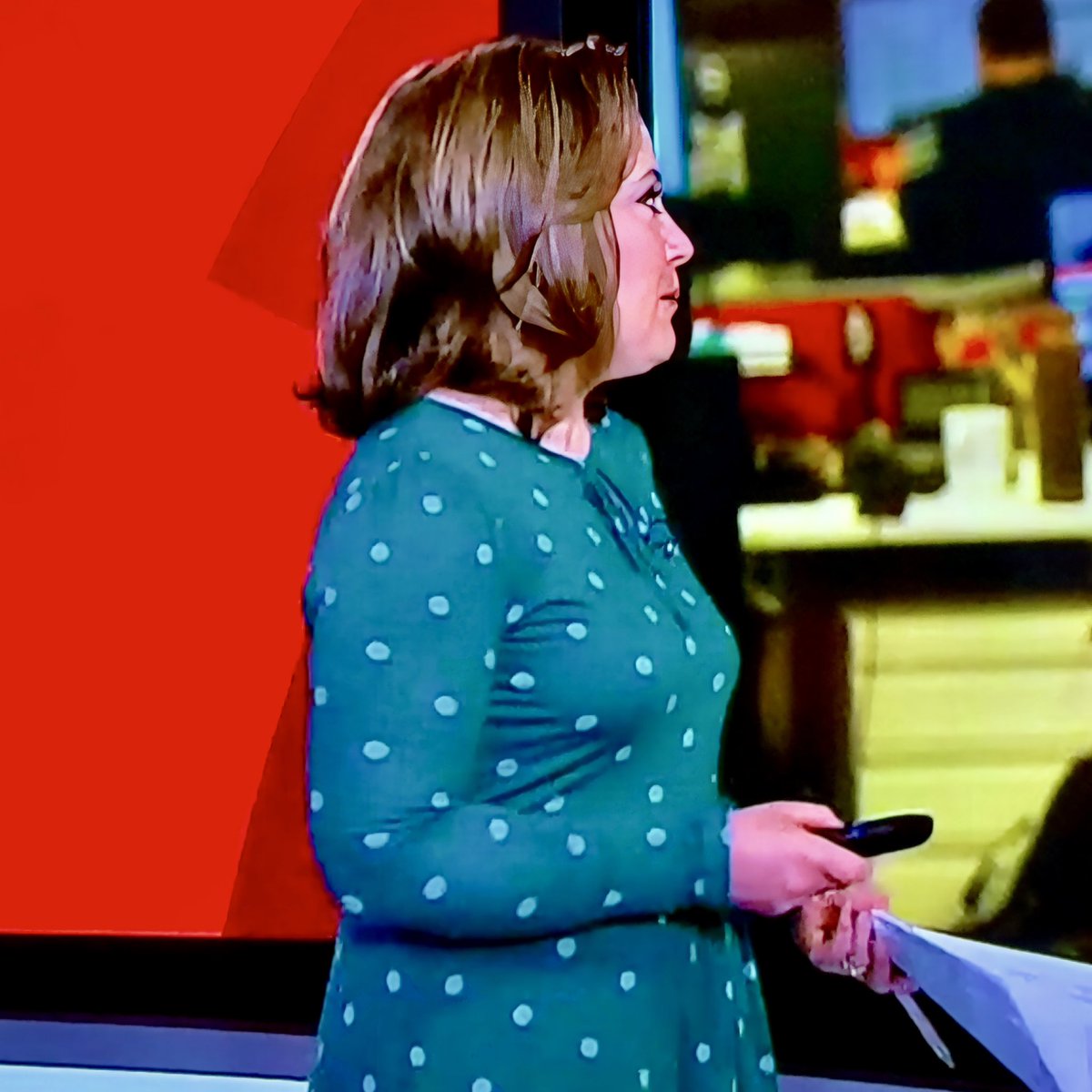 raymach1's tweet photo. 💚🤍 Sally Bundock 🤍💚

#SallyBundock
#BBCNews
#BBCBusiness

2/2 https://t.co/iZda9ZHOiC