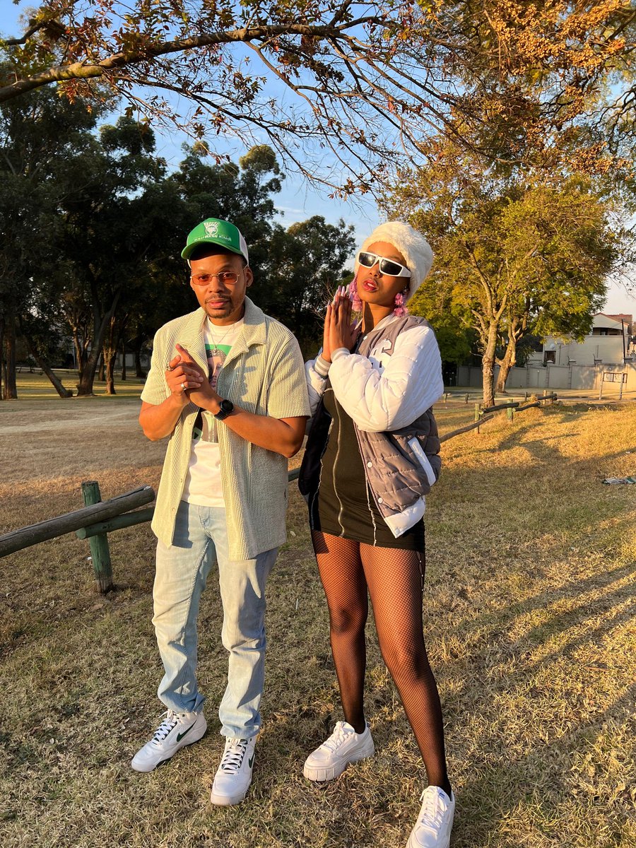 Zulu Bass King π¦πΏπ¦ (@breeze_sa) on Twitter photo Buzzi Lee x Zulu Bass King on a <a href="/808RSA/">The Real 808πΏπ¦</a> production Friday πΊπ½π₯ππ½ Presave ditto.fm/808fire Buzzi Lee x Zulu Bass King on a <a href="/808RSA/">The Real 808πΏπ¦</a> production Friday πΊπ½π₯ππ½ Presave ditto.fm/808fire