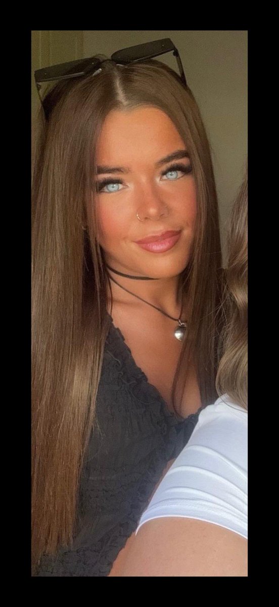 Devastating news to learn of the passing of Fionnoula Walsh, Gerard’s sister. 
Our thoughts &amp; prayers are also with parents Gerard and Angela, and sisters Roísin &amp; Bronagh. 

Ar dheis Dé go raibh a hanam