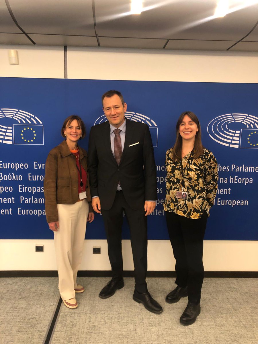 CoopsEurope's tweet image. Yesterday, we met 🇩🇰 MEP Niels Hansen (@EPP) to discuss the upcoming scale-up/start-up strategy. 

We stressed the need to support small &amp;amp; medium #coops on the #SingleMarket by removing barriers &amp;amp; improving access to finance.

We look forward to collaborating!
 #coopsupporter