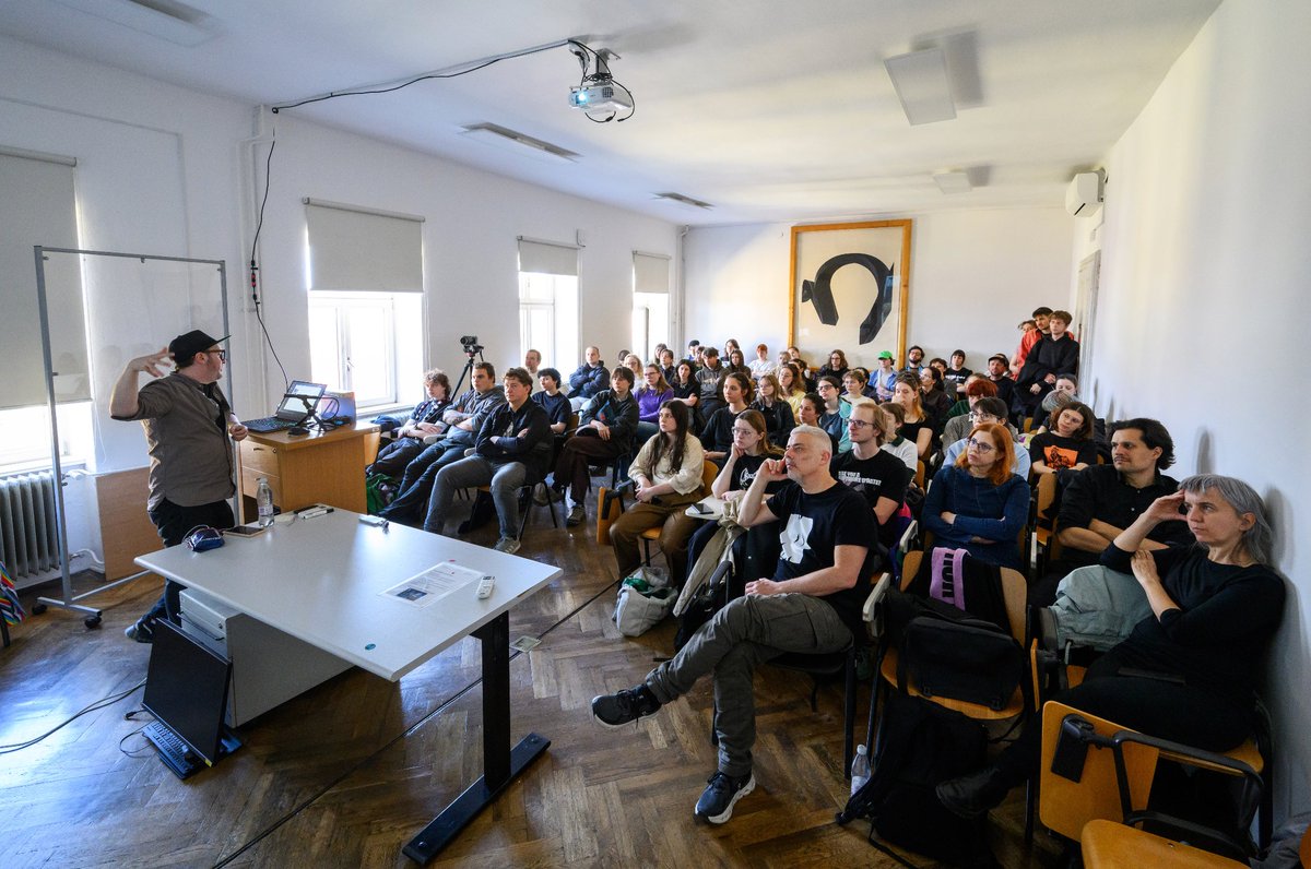 aksiomaorg's tweet image. cobble_stone maxxed and modded #GTAV at #secondnode of tactics&amp;amp;practice #16 w/ #AlanButler &amp;amp; #2girls1comp 👾
special thanks to #ALUO for co-hosting the events and all the support &amp;lt;3