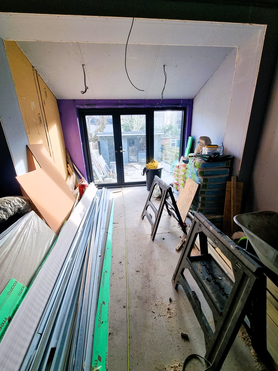 branches_wfc's tweet image. Some more behind the scenes pics of our new move on hous, from December! This is slightly out of sync chronologically with what we&apos;ve been sharing so far, but we love to see the detail and the raw reno work ha... instagram.com/p/DII2aOmuHl7/…
#moveonproject #branchehostel #hostellife