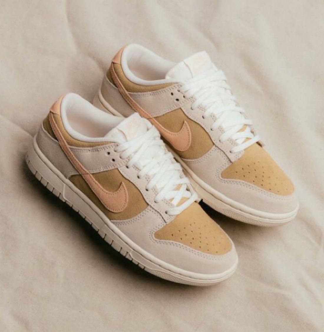 nike phantom beige