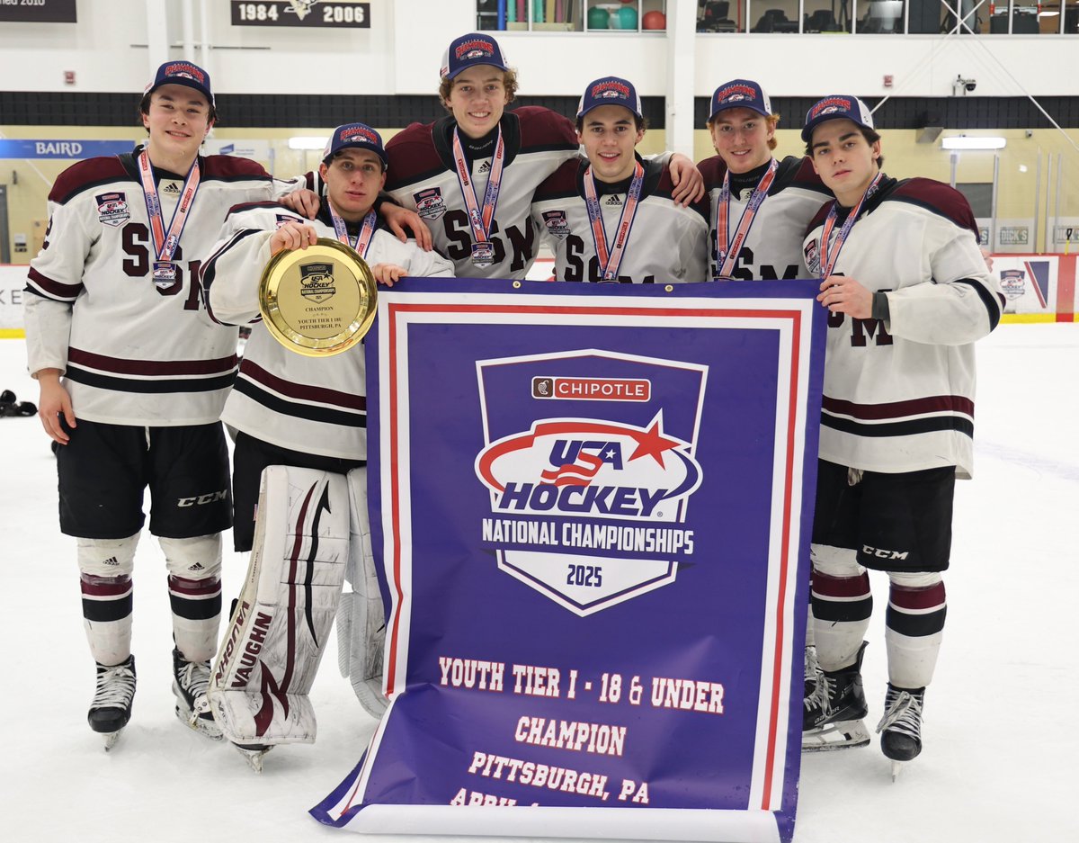 CONGRATULATIONS to the 6️⃣ LA Jr. Kings alums - Sean Burick, Jackson Silverberg, Dylan LeBret, Nolan Caffey, Dane Sorensen &amp; Noah Davidson - who took home the top prize with Shattuck-St. Mary's at this year's Tier I 18U USA Hockey National Championships in Pittsburgh! 😎