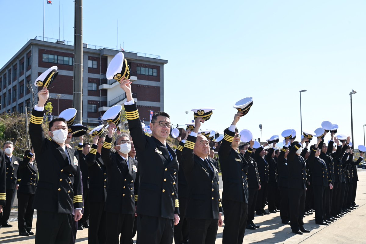 jmsdf_srh's tweet image. 【#練習艦隊 出港見送り🚢】
４月６日（日）、練習艦隊、「#うらが」・「#しまかぜ」・「#うみぎり」・「#てるづき」が次の寄港地に向け #佐世保#倉島岸壁 を出港しました🫡
#期待の星 #ご安航をお祈りします