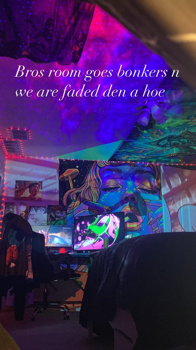 isojustscroll's tweet image. Mah nigga I was mad overstimulated but ts was coo fr ! 😂