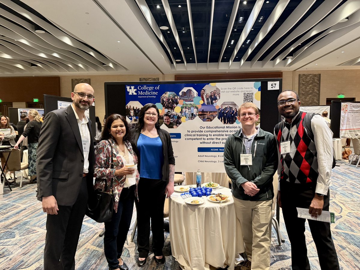 What a wonderful Trainee and Faculty Networking Session today by <a href="/AANmember/">American Academy of Neurology</a> … thanks to our chiefs and program co-ordinator for talking to folks who stopped by our <a href="/UKYneuroscience/">UK Neuroscience</a> <a href="/NeuroUky/">UKentucky Neurology Residency</a> poster 🙏🙏
#AANAM