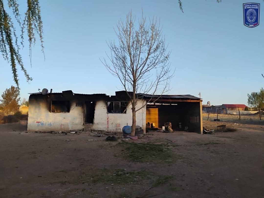 NotaRojaChih's tweet image. 🔥 ¡Terrible ataque en Carichí! El NCDJ quema varias casas en la comunidad, dejando familias desplazadas y un panorama de desolación. La violencia sigue escalando en la región. 😔 #Carichí #NCDJ #Chihuahua #Violencia #Inseguridad