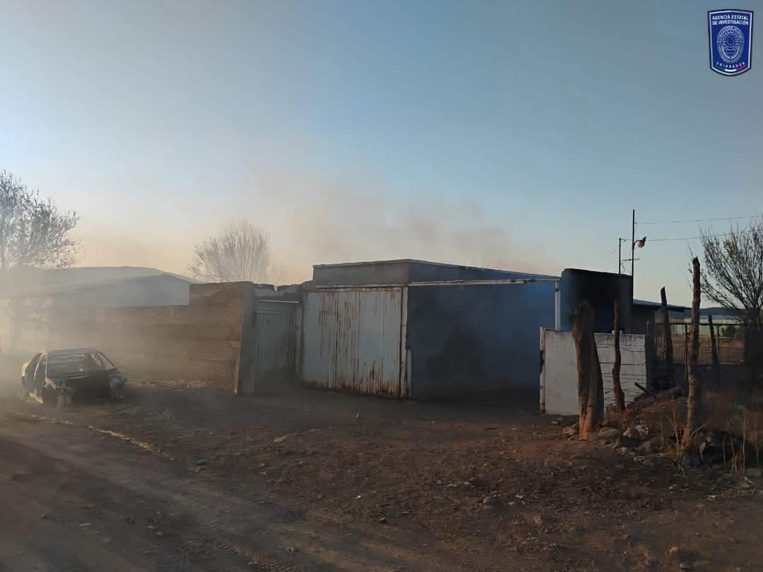 NotaRojaChih's tweet image. 🔥 ¡Terrible ataque en Carichí! El NCDJ quema varias casas en la comunidad, dejando familias desplazadas y un panorama de desolación. La violencia sigue escalando en la región. 😔 #Carichí #NCDJ #Chihuahua #Violencia #Inseguridad