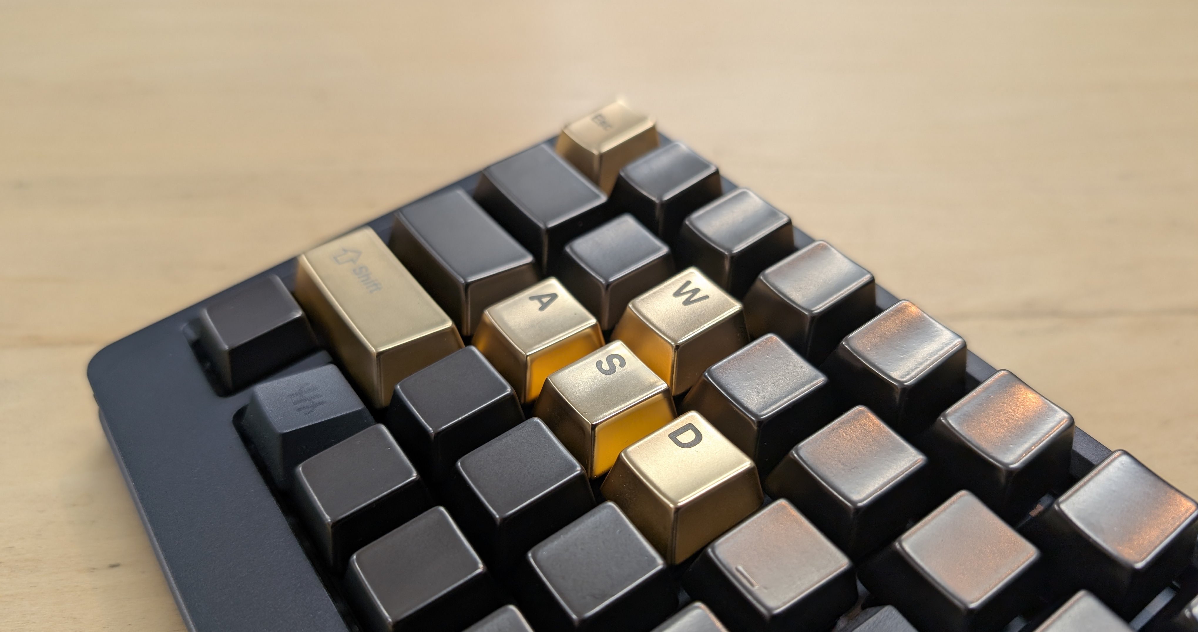 Awekeys Japan】メタルキーキャップ⌨️ (@AwekeysJapan) / X Awekeys Japan】メタルキーキャップ⌨️ (@AwekeysJapan) / X